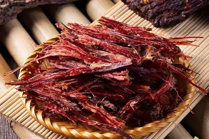 Cách Chế Biến Thịt Lợn Khô Gác Bếp Chuẩn Vị Tây Bắc