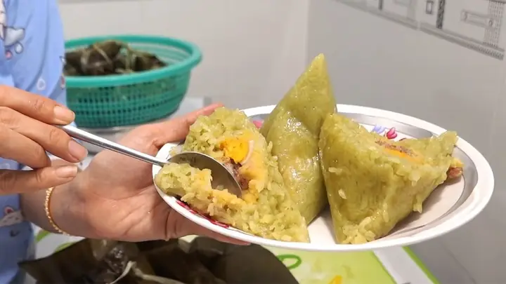 Cách Gói Bánh Ú Mặn