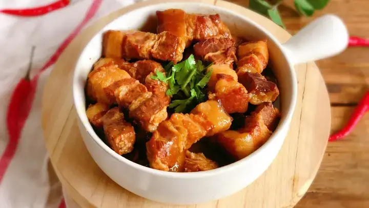 Cách Kho Thịt Heo Mau Mềm - Bí Quyết Làm Thịt Mềm Thơm Nhanh Chóng