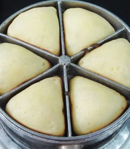 Cách Làm Bánh Bông Lan Tam Giác
