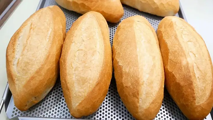 Cách Làm Bánh Mì Tại Nhà Bằng Lò Nướng: Hướng Dẫn Chi Tiết Từ A Đến Z
