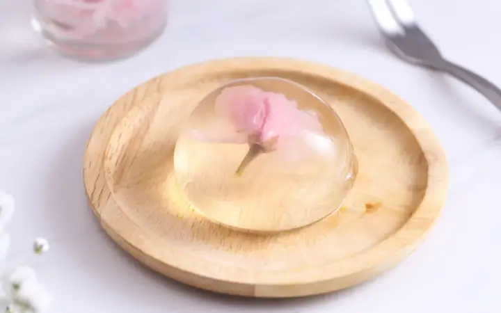 Cách Làm Bánh Mochi Giọt Nước Có Hoa Anh Đào Chuẩn Vị Nhật Bản
