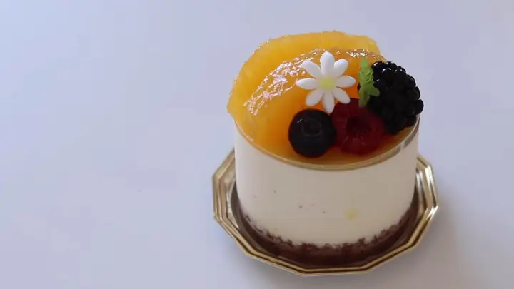 Hướng Dẫn Chi Tiết 2 Cách Làm Bánh Mousse Cam Mềm Mịn