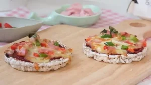 Cách Làm Bánh Pizza Mini Tại Nhà Đơn Giản, Thơm Ngon