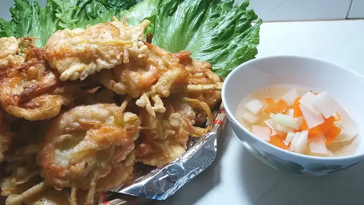 Cách Làm Bánh Tôm Hồ Tây Giòn Rụm Chuẩn Vị Hà Nội Từ A-z Cách Làm Bánh Tôm Hồ Tây Giòn Rụm Chuẩn Vị Hà Nội Từ A-z