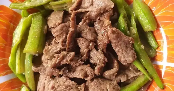 Cách Làm Bò Né Sa Tế Chuẩn Vị: Bí Quyết Giữ Độ Mềm & Thấm Gia Vị