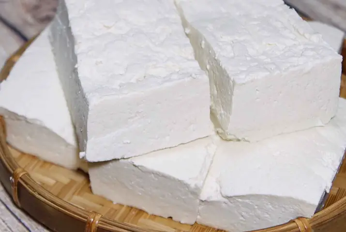 Cách Làm Đậu Phụ Béo Ngậy Tại Nhà: Bí Quyết Đạt Độ Mịn Màng, Không Khô Cứng