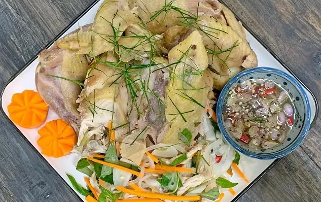 Cách Làm Gà Hấp Muối Lá Chanh Chuẩn Vị, Thơm Nức Mũi