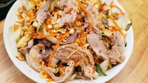 Cách Làm Gỏi Vịt Rau Răm Chuối Xanh & Bắp Cải Đậm Đà, Dễ Thực Hiện