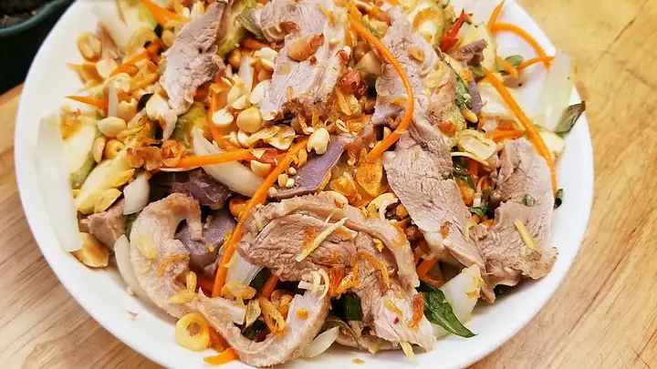 Cách Làm Gỏi Vịt Rau Răm Chuối Xanh & Bắp Cải Đậm Đà, Dễ Thực Hiện