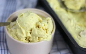 Hướng Dẫn Chi Tiết Cách Làm Kem Sầu Riêng Với Whipping Cream Tại Nhà