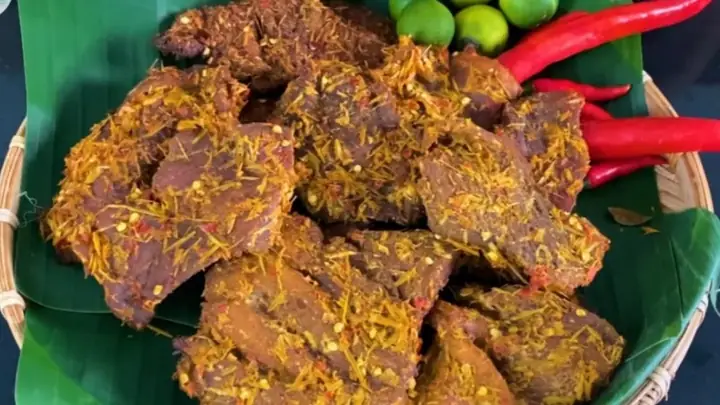 Cách Làm Khô Heo Nguyên Miếng