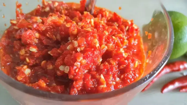 Cách Làm Ớt Xay Ăn Bánh Mì Tại Nhà: Hướng Dẫn Chi Tiết Từ A-z