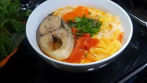 Hướng Dẫn Chi Tiết Cách Nấu Bún Cá Cam Chuẩn Vị Tại Nhà