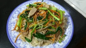 Cách Nấu Bún Xào Thịt Bò