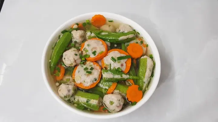 Cách Nấu Canh Đậu Bắp Với Thịt Cách Nấu Canh Đậu Bắp Với Thịt