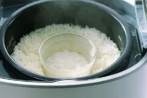 Cách Nấu Cơm Nát Cho Bé 11 Tháng: Hướng Dẫn Toàn Tập Từ A Đến Z