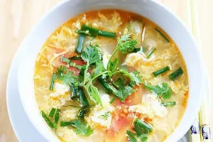Hướng Dẫn Chi Tiết Cách Nấu Canh Trứng Cà Chua Với Đậu Phụ Ngon, Bổ Dưỡng