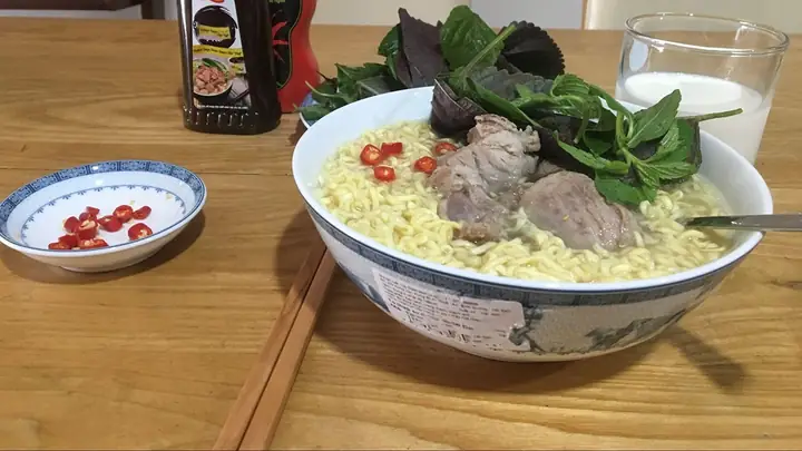 Cách Nấu Mì Xương Heo Thơm Ngon, Dễ Làm Cho Bữa Sáng