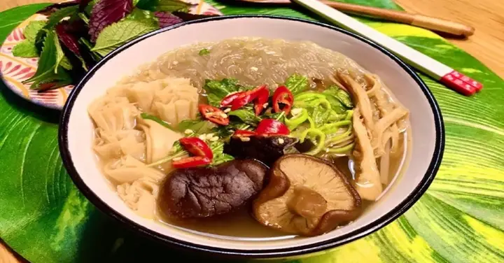 Cách Nấu Miến Chay Ngon Chuẩn Vị: 2 Công Thức Đậm Đà & Thanh Nhẹ