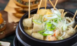 Cách Nấu Súp Chả Cá Hàn Quốc Chuẩn Vị Tại Nhà