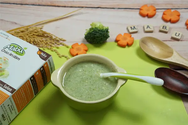 Cách Nấu Cháo Thịt Bò Với Súp Lơ Xanh Cho Bé Ăn Dặm