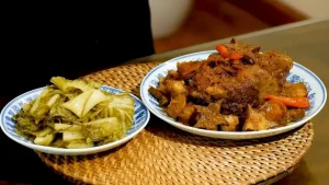 Hướng Dẫn Chi Tiết Cách Nấu Cá Kho Riềng Chuẩn Vị, Chắc Thịt, Đậm Đà