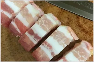 Cách Nấu Thịt Lợn Cục Kho Trứng Đậm Đà, Mềm Rục