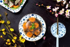 Cách Nấu Thịt Đông Chuẩn Vị: 3 Công Thức Truyền Thống Từ Ba Chỉ Đến Gà