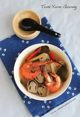Cách Nấu Tom Yum Paste Chuẩn Vị Tại Nhà: Hướng Dẫn Toàn Tập