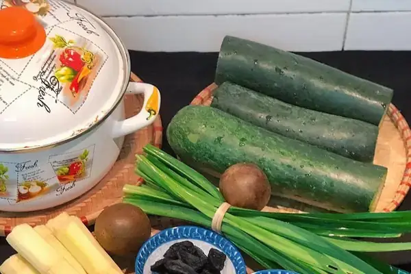 Cách Nấu Trà Bí Đao Lá Dứa Thơm Ngon, Thanh Mát Cho Ngày Hè Cách Nấu Trà Bí Đao Lá Dứa Thơm Ngon, Thanh Mát Cho Ngày Hè