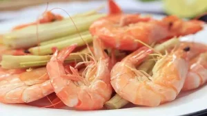 Cách Ướp Tôm Hấp Sả