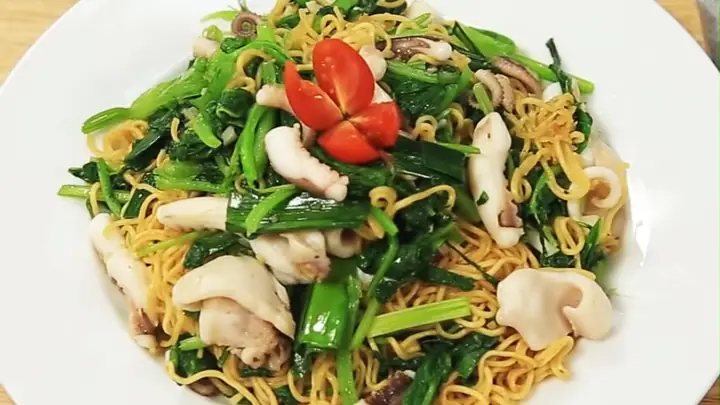 Cách Xào Mì Với Rau Cải Và Trứng