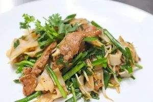 Cách Xào Phở Khô Ngon