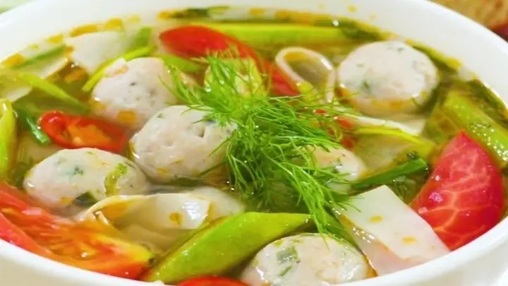 Canh Chua Cá Thát Lát