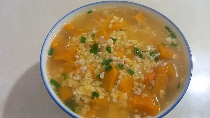 Canh Đậu Xanh Bí Đỏ Thịt Băm: Công Thức Đơn Giản, Bổ Dưỡng Cho Cả Gia Đình