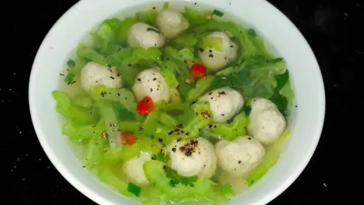 Canh Khổ Qua Chả Cá