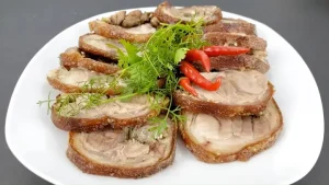 Chân Giò Luộc Nước Mắm