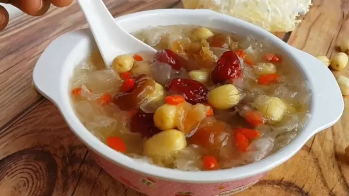 Che Hat Sen Nam Tuyet