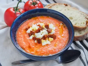 Gazpacho Là Gì? Tên Gọi & Hướng Dẫn Làm Soup Cà Chua Lạnh Chuẩn Vị Tây Ban Nha