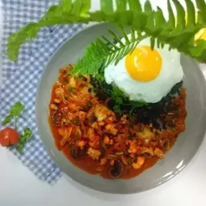 Cách Làm Cơm Bạch Tuộc Xào Cay Chuẩn Vị Tại Nhà
