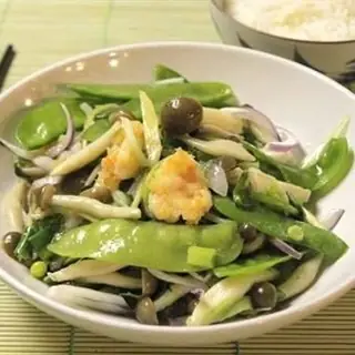 Cách Làm Đậu Hà Lan Xào Nấm Thơm Ngon Chuẩn Vị Nhà