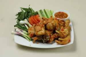 Cách Làm Gà Chiên Mắm Nguyên Con Giòn Rụm, Đậm Đà