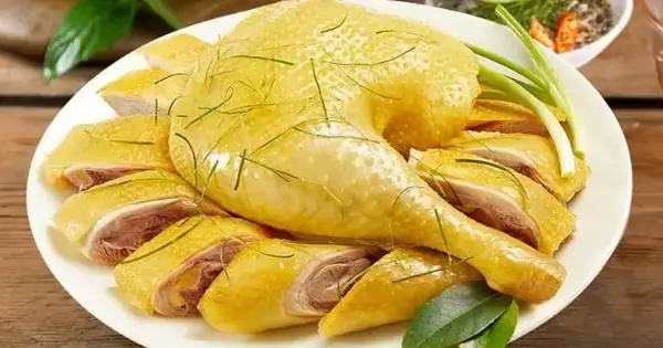 Cách Luộc Gà Để Tủ Đá Vẫn Giữ Ngọt Dai, Mềm Thơm