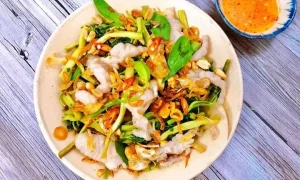 Gỏi Chân Gà Rút Xương Xoài Xanh
