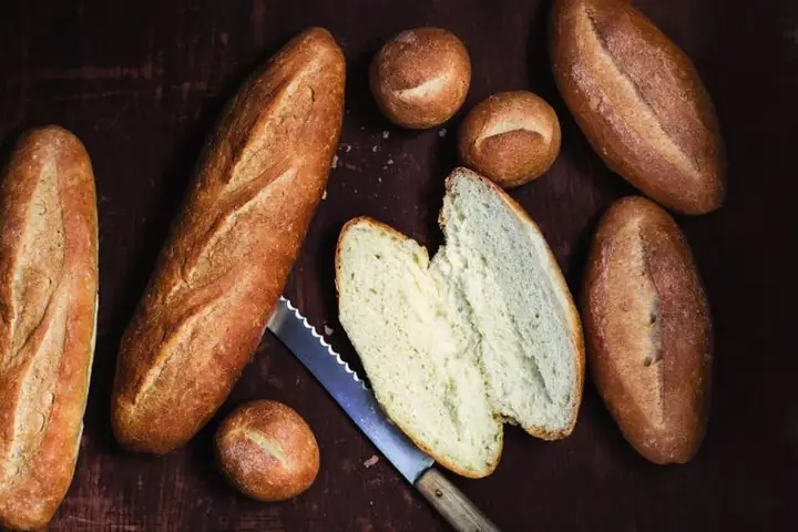 Hướng Dẫn Chi Tiết Cách Làm Bánh Mì Tại Nhà Hướng Dẫn Chi Tiết Cách Làm Bánh Mì Tại Nhà