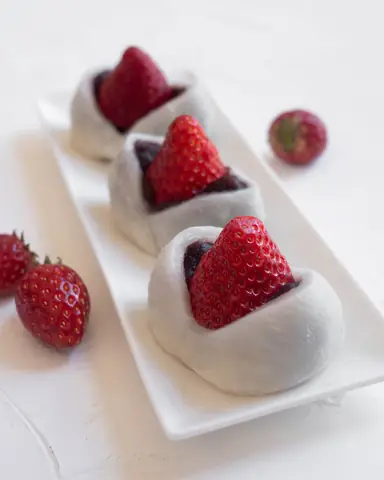 How To Make Ichigo Daifuku