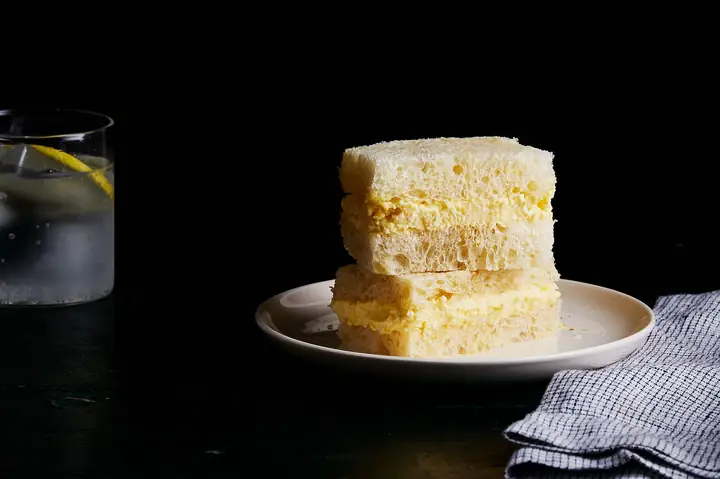 Cách Làm Sandwich Trứng Kiểu Nhật Mịn Màng Như 7-eleven