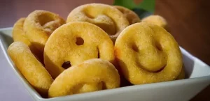 Cách Làm Bánh Khoai Tây Mặt Cười – Món Vặt Siêu Đơn Giản