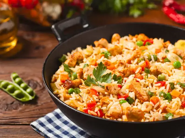 Cách Chiên Cơm Khô, Tơi Xốp Chuẩn Nhà Hàng